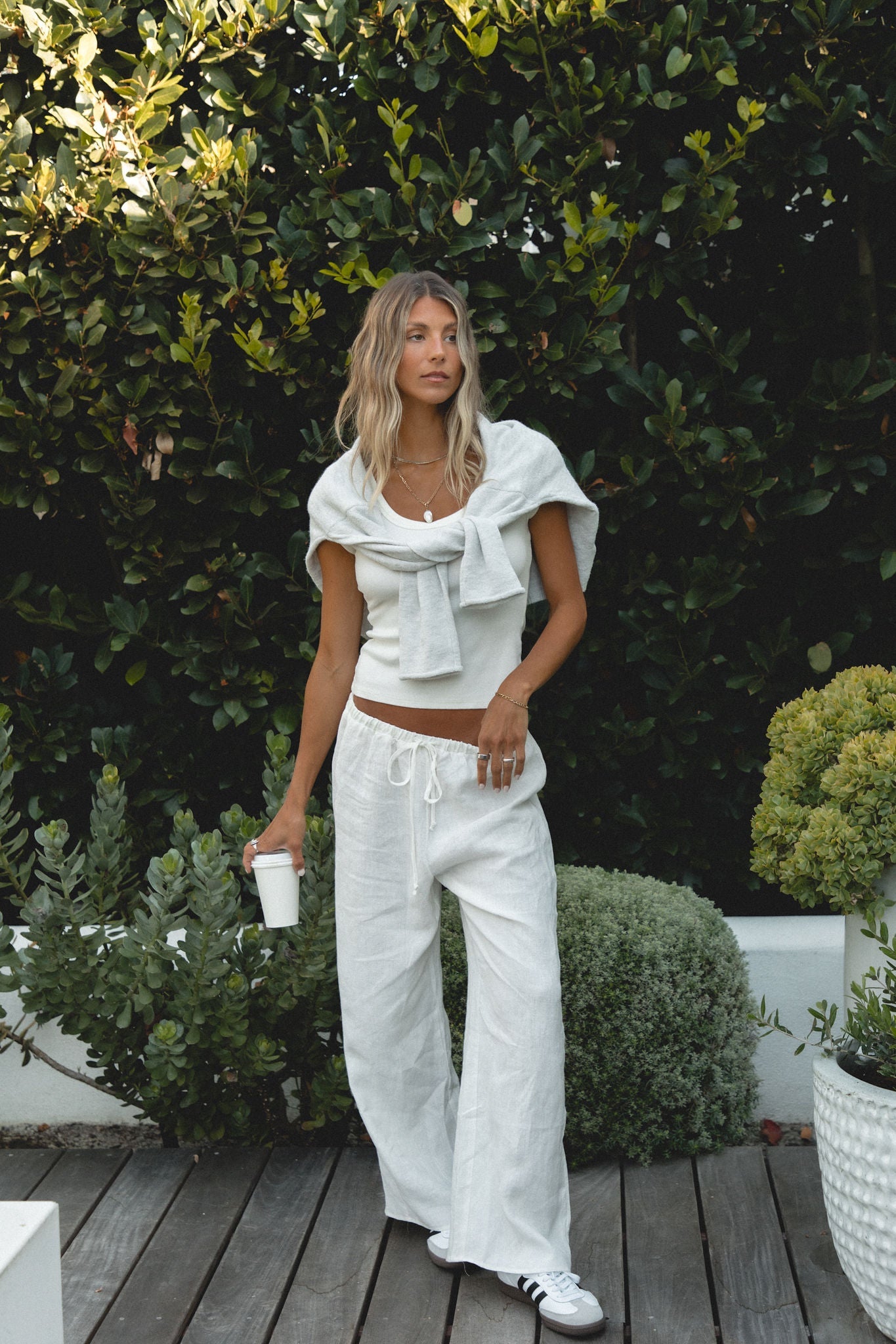 Capri Linen Drawstring Pants