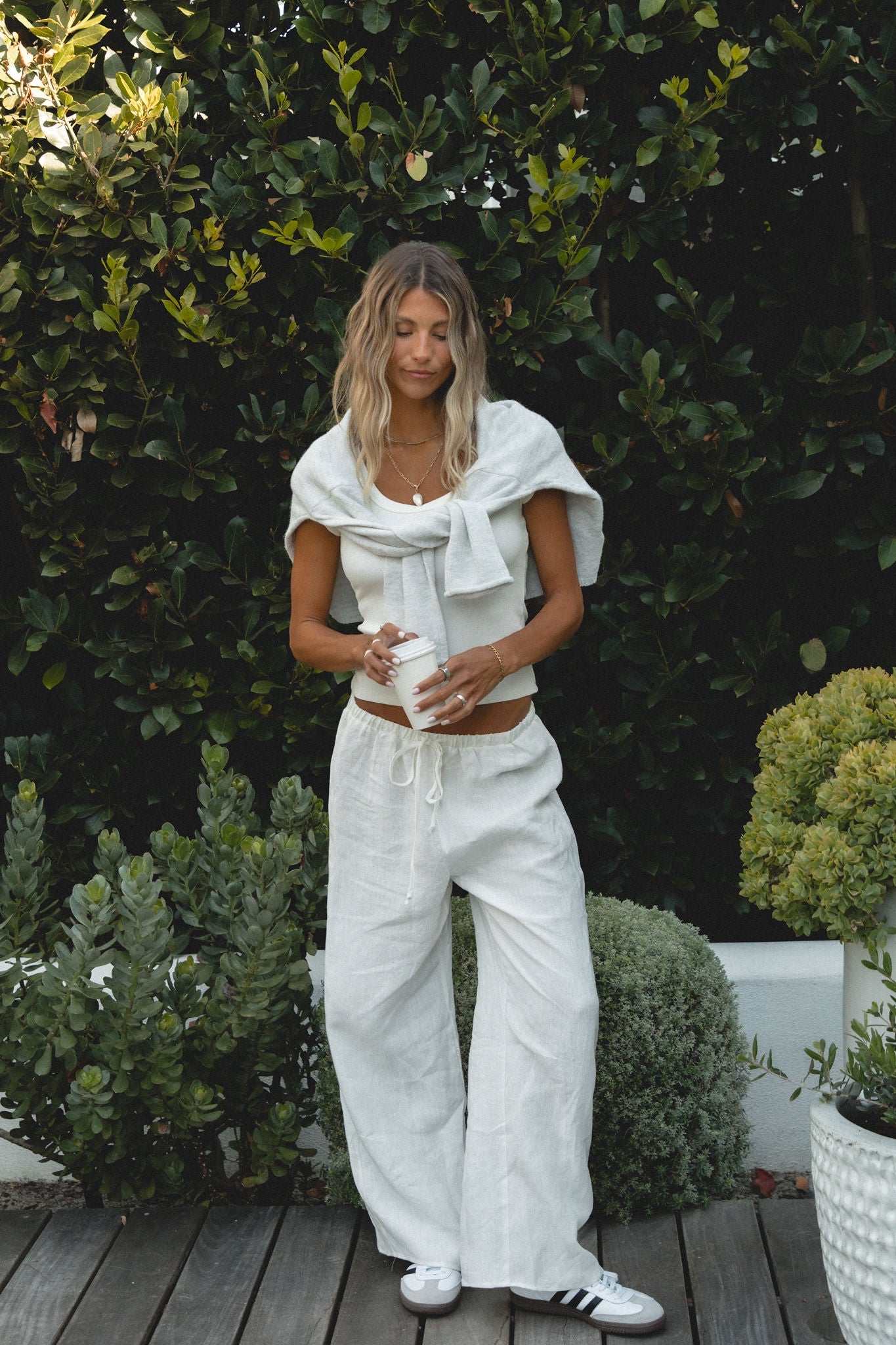 Capri Linen Drawstring Pants